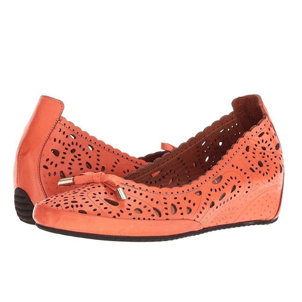 Spring Step Elwanda Coral Shoes